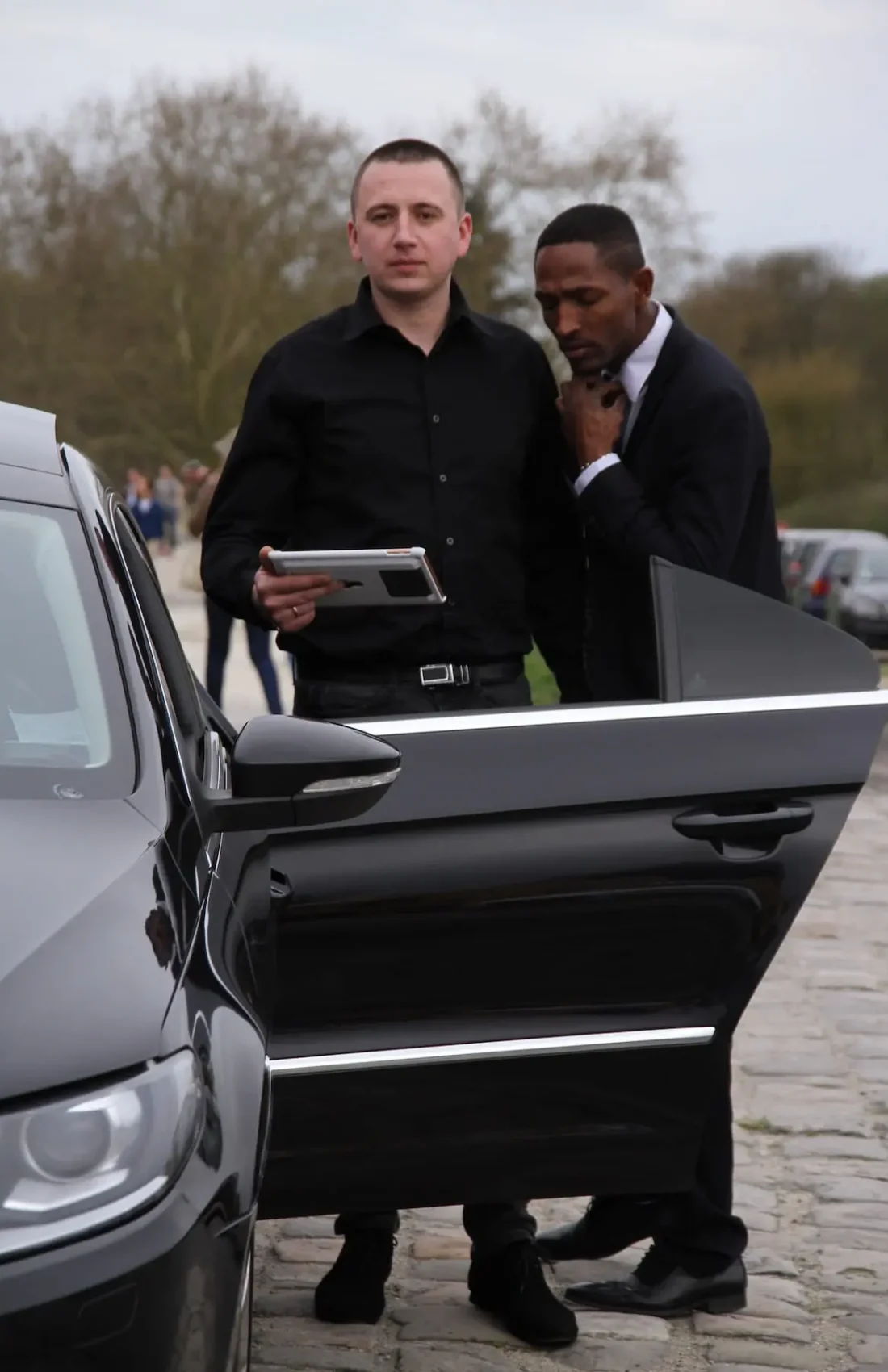 Ouverture portière chauffeur luxe nantes